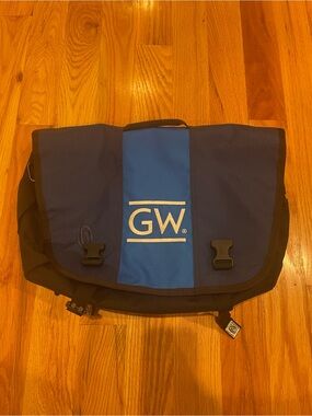 GW Timbuk2 Medium Messenger Bag (The George Washington University)